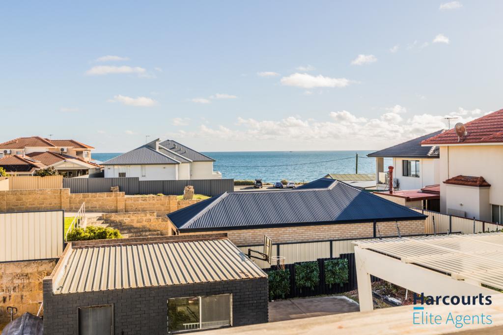 10 Michael Rd, Waikiki, WA 6169