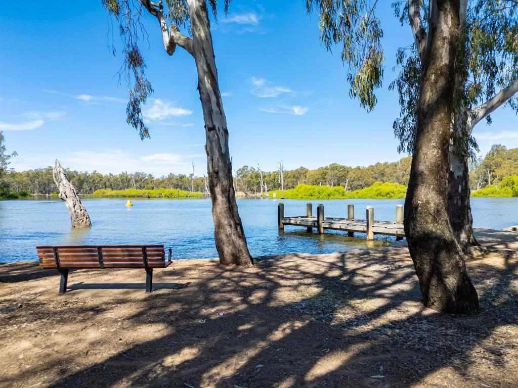 105 Pasley St, Bundalong, VIC 3730