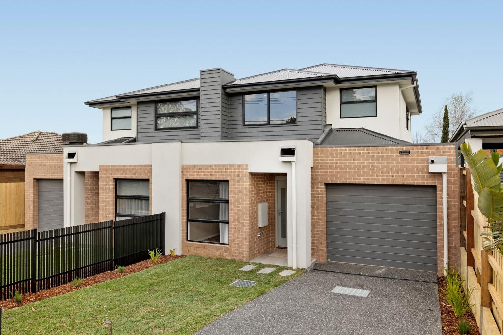 1 & 2/32 Folkstone Cres, Ferntree Gully, VIC 3156