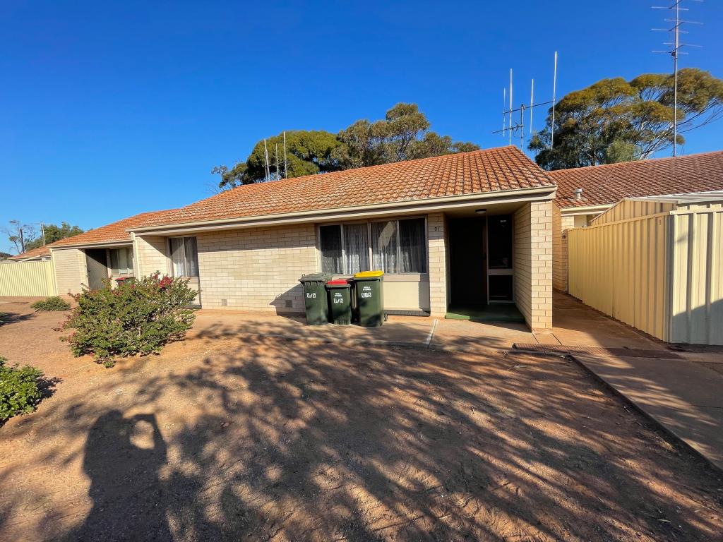 9/5 Sugarwood Cres, Whyalla Stuart, SA 5608