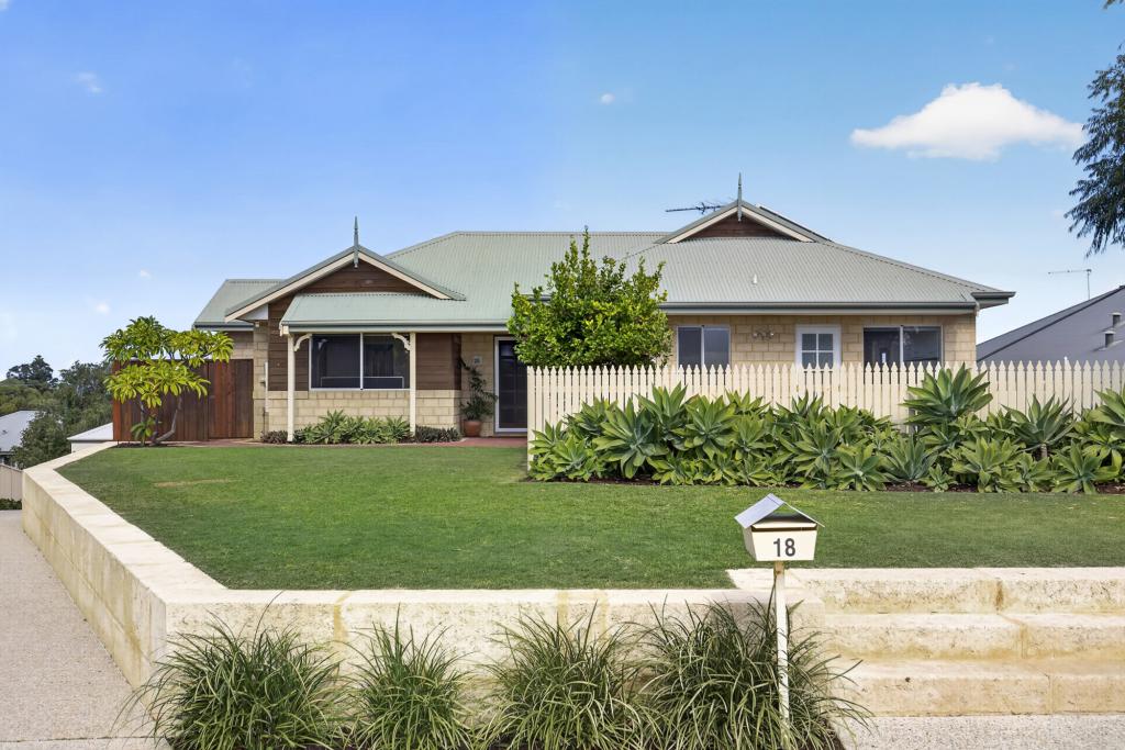 18 Cox Cres, Quinns Rocks, WA 6030