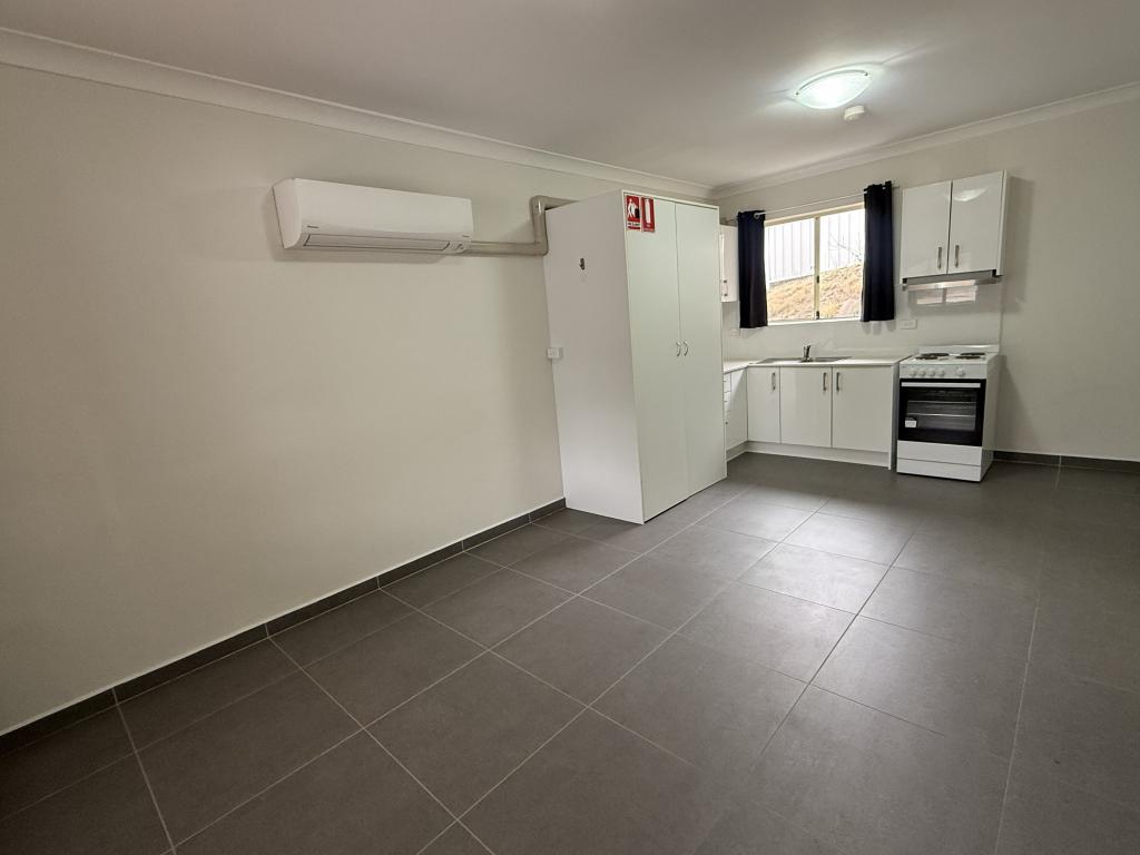 16/237 Sharp St, Cooma, NSW 2630