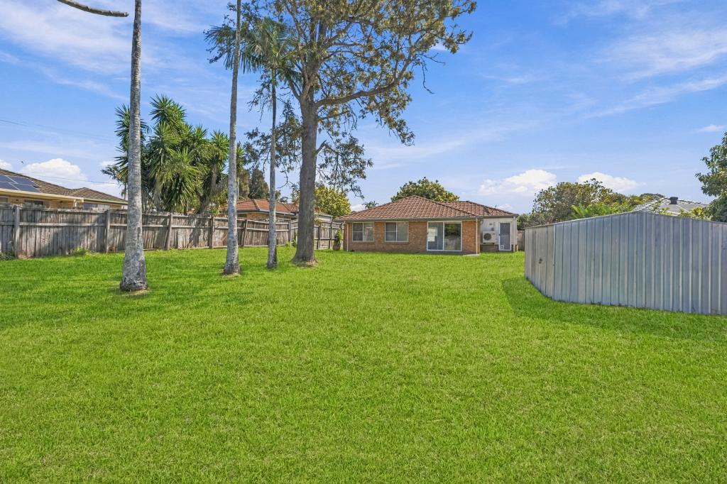 34 School Rd, Wynnum West, QLD 4178