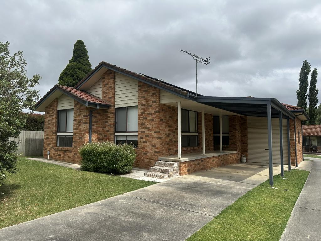 27a Simon Pl, Moss Vale, NSW 2577