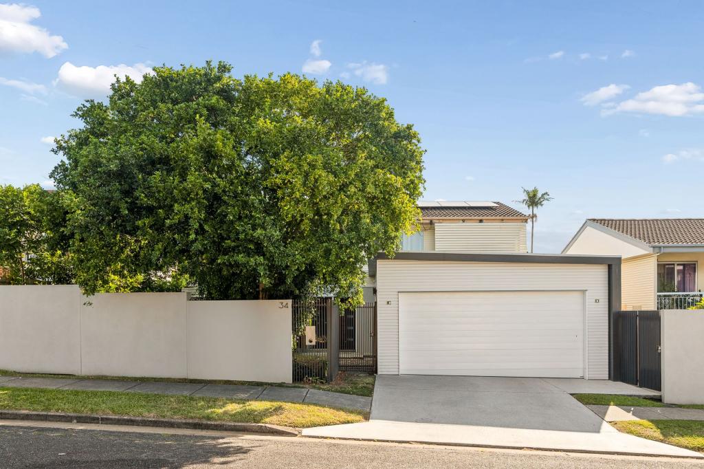 34 Meyrick St, Cannon Hill, QLD 4170