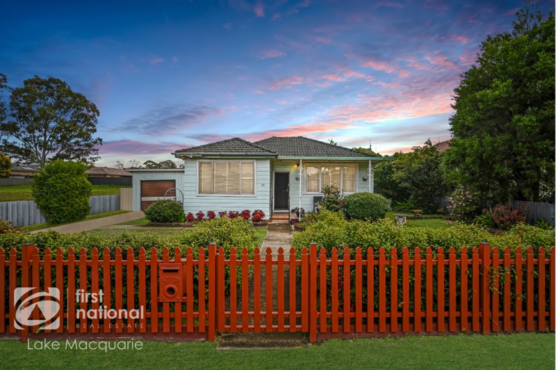 37 Minmi Rd, Edgeworth, NSW 2285