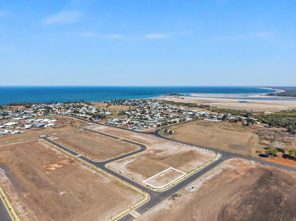 10 SHINE ST, ELLIOTT HEADS, QLD 4670