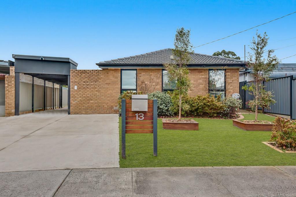13 Ennismore Dr, Keysborough, VIC 3173