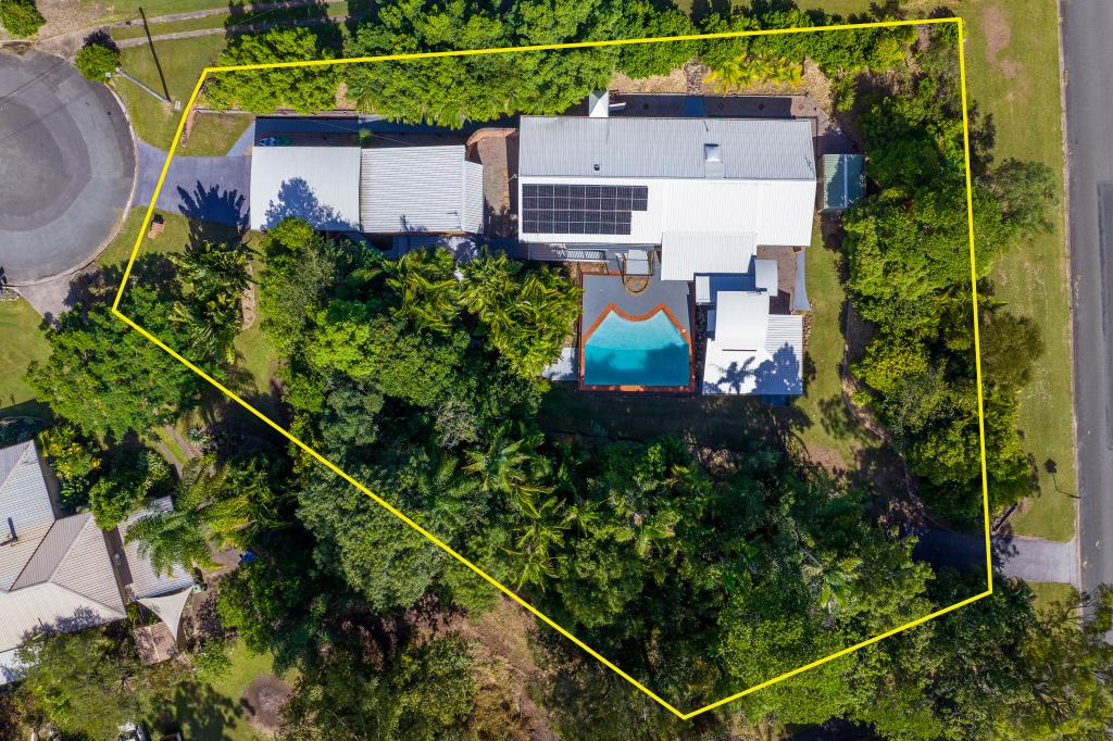 30 Heather St, Southside, QLD 4570