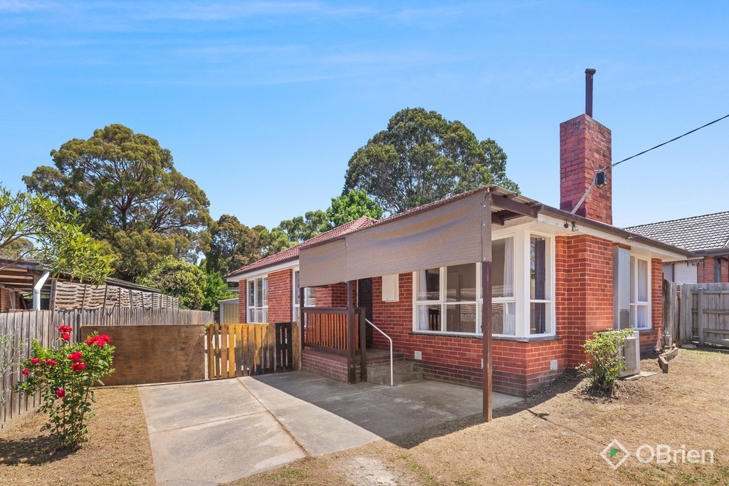 18 LYELL RD, BORONIA, VIC 3155