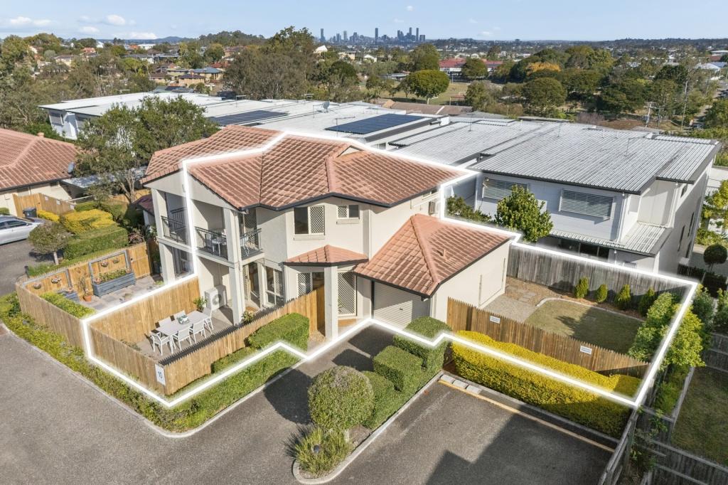12/2 Russell St, Everton Park, QLD 4053