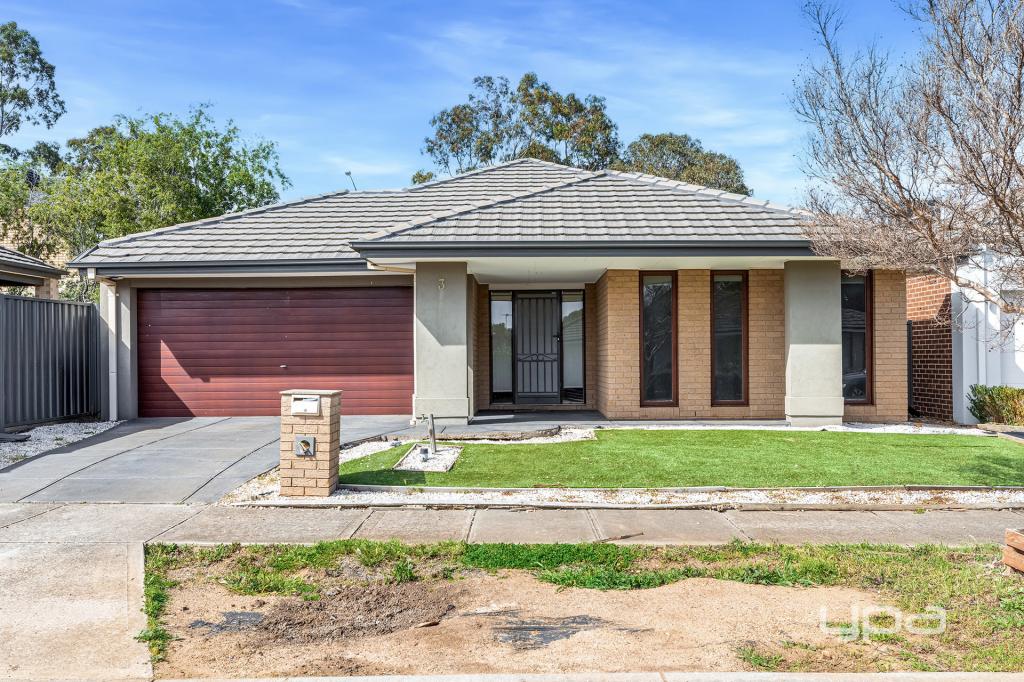 3 Glack Way, Caroline Springs, VIC 3023