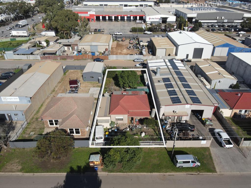 27 Railway Tce, Wingfield, SA 5013