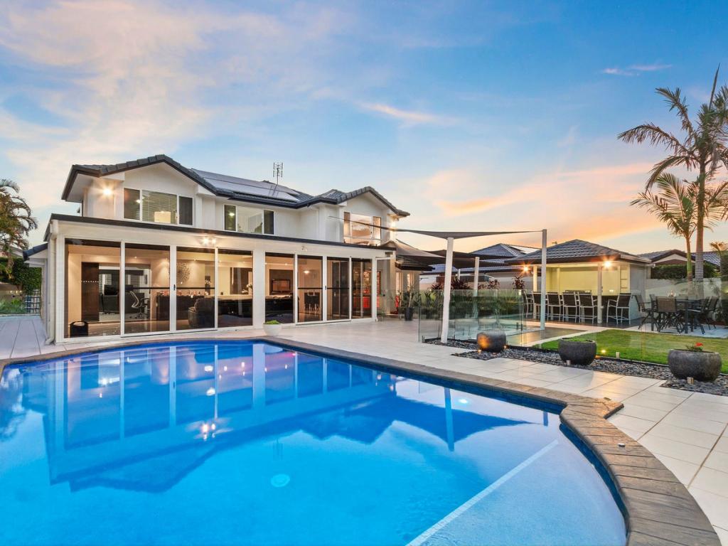 34 Saltwater Tce, Helensvale, QLD 4212