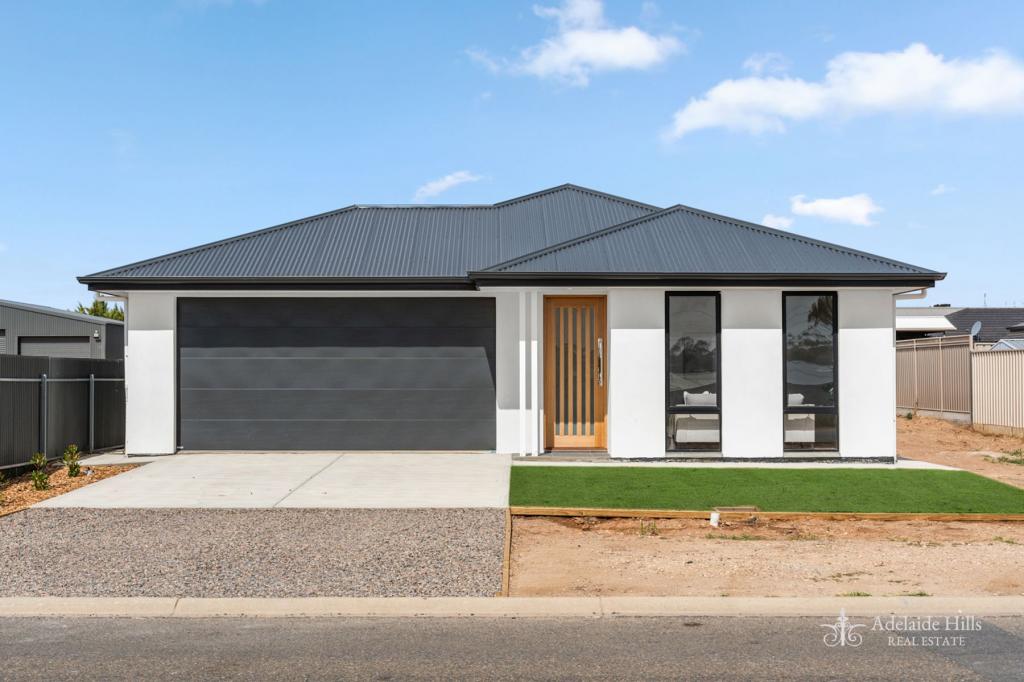 18 TREVOR ST, MURRAY BRIDGE, SA 5253