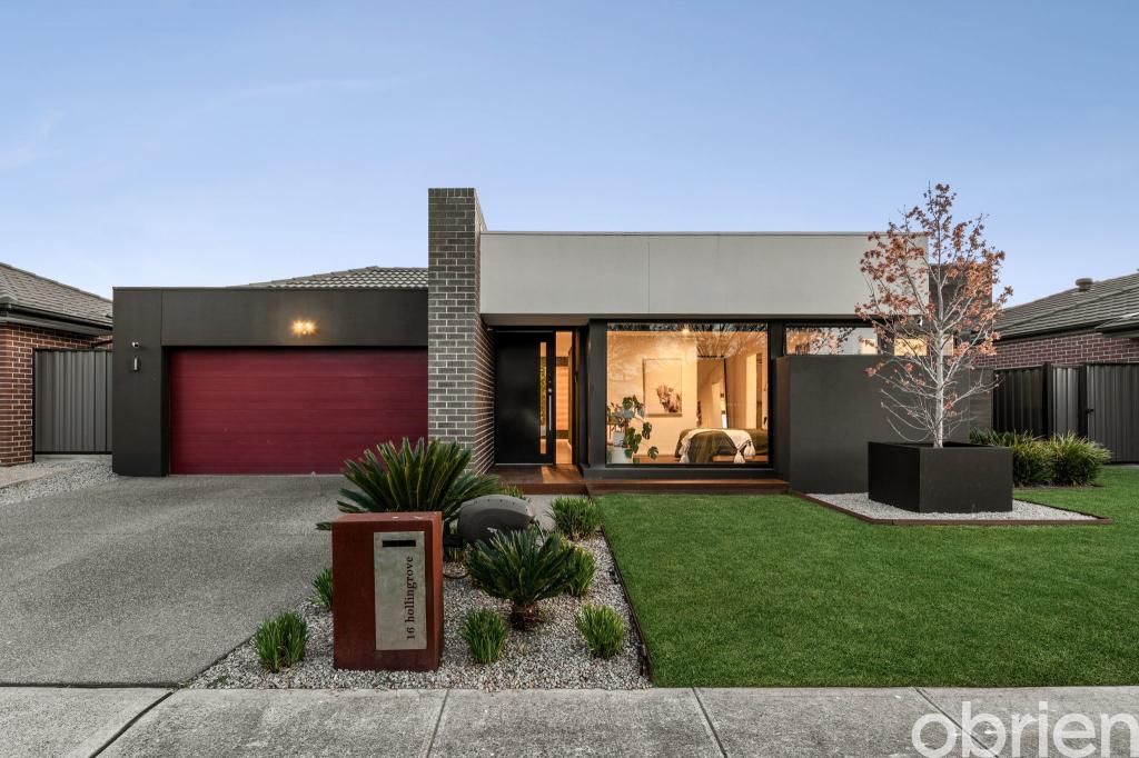 16 HOLLINGROVE AVE, CLYDE NORTH, VIC 3978
