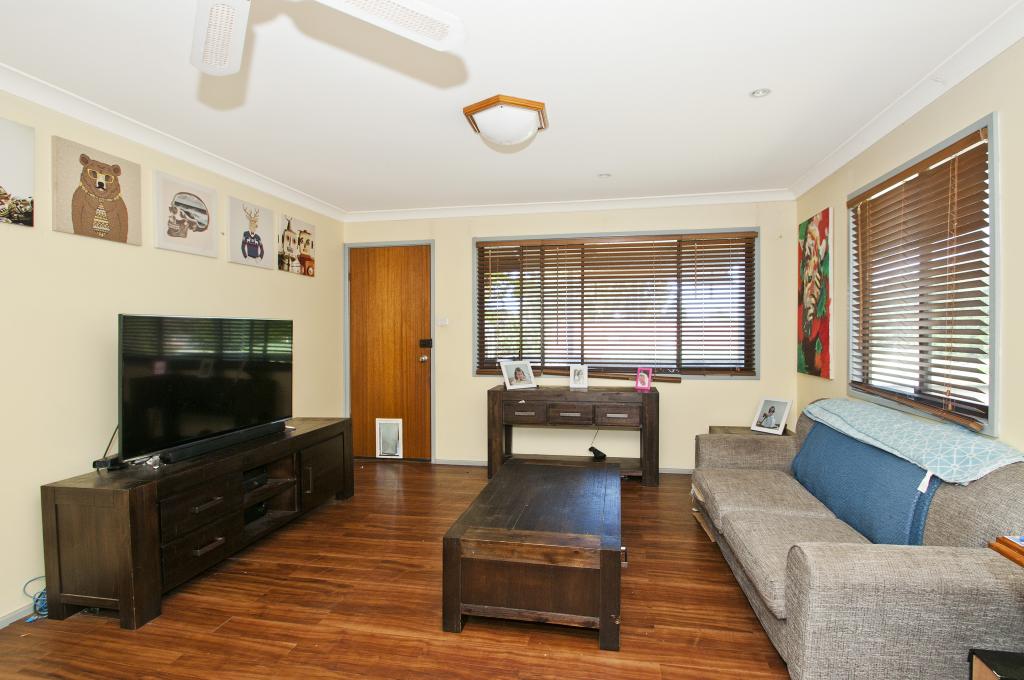 217 Kanahooka Rd, Kanahooka, NSW 2530