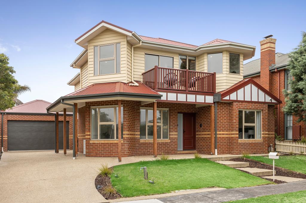 8 Long St, Williamstown, VIC 3016