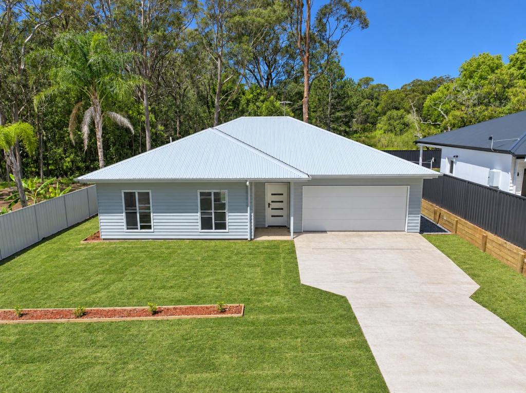 6 SATTON ST, RUSSELL ISLAND, QLD 4184