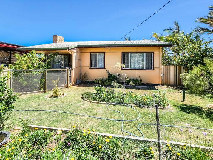 43 Hackney St, Kalbarri, WA 6536