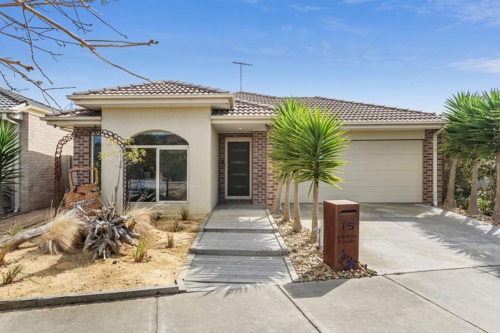 15 Abigail Ct, Armstrong Creek, VIC 3217