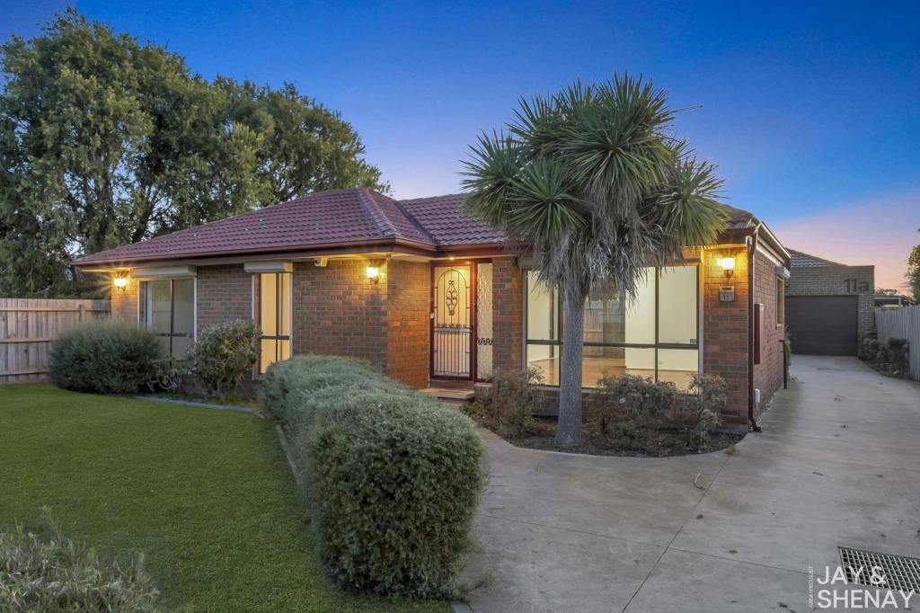 11 Buckland Ct, Endeavour Hills, VIC 3802