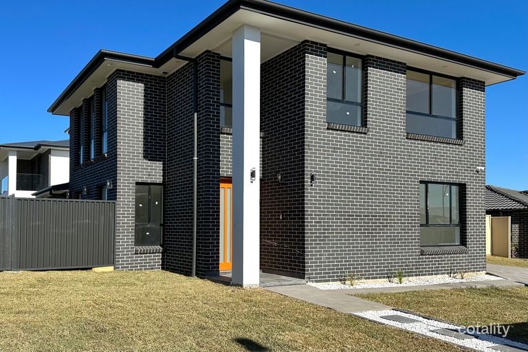 38 Danvers Rd, Spring Farm, NSW 2570