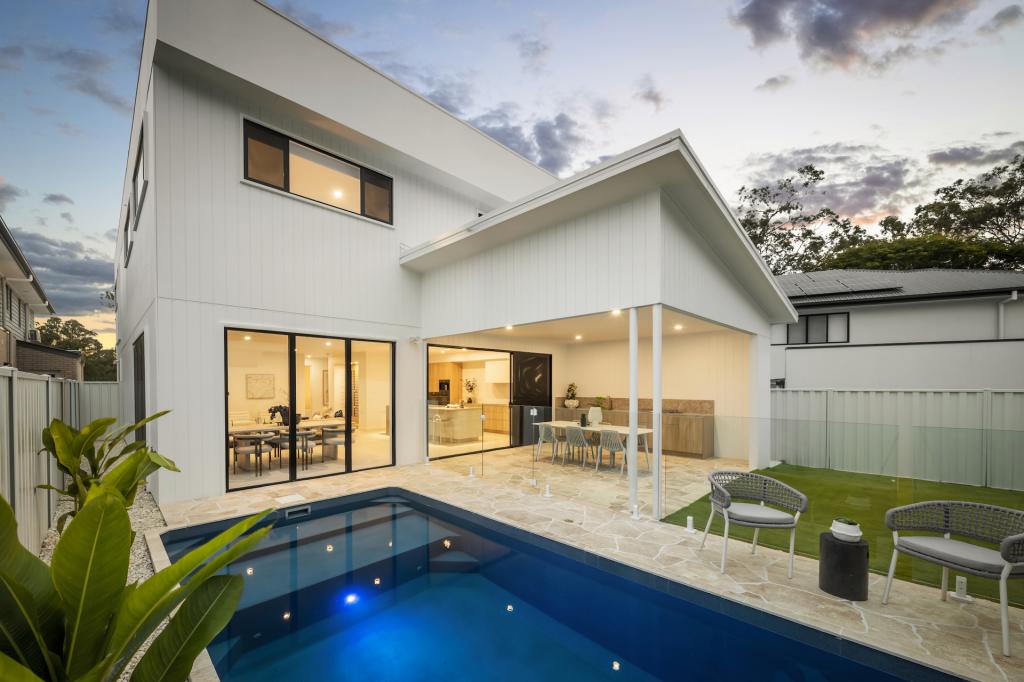 15a Scenic Rd, Kenmore, QLD 4069