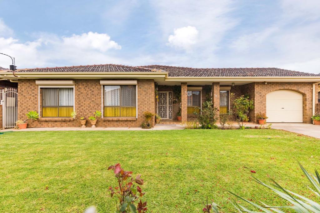 8 Sunbeam Rd, Glynde, SA 5070