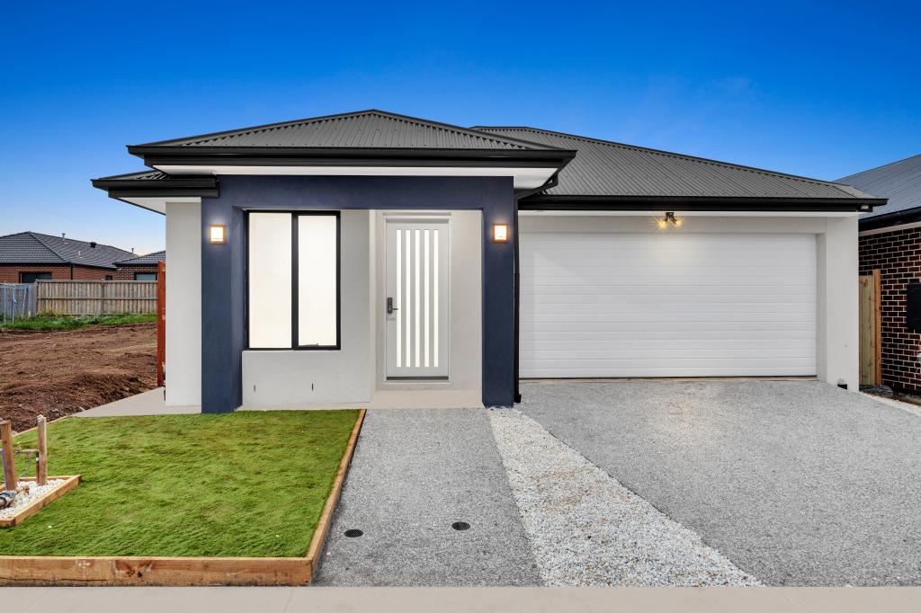 26 TAIHU RD, WYNDHAM VALE, VIC 3024