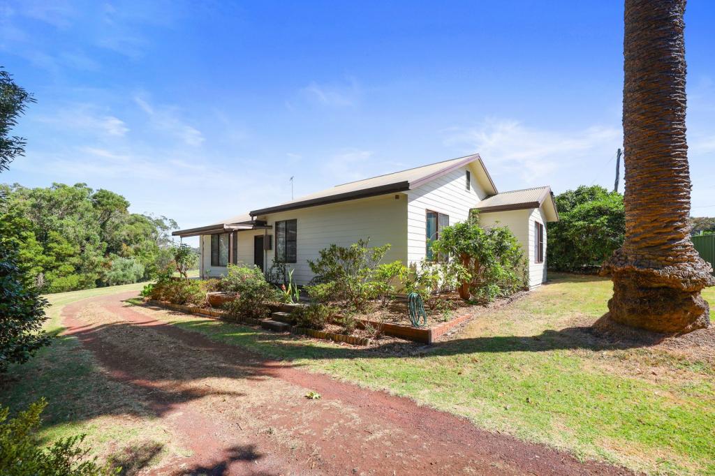 21 Barrett St, Timboon, VIC 3268