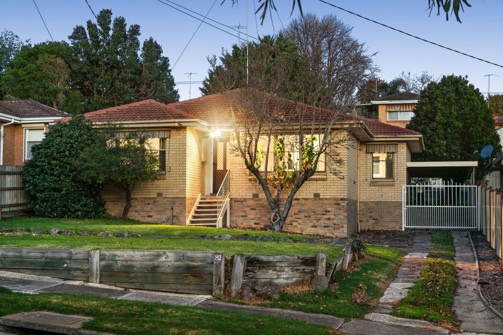 82 Valley Cres, Glenroy, VIC 3046