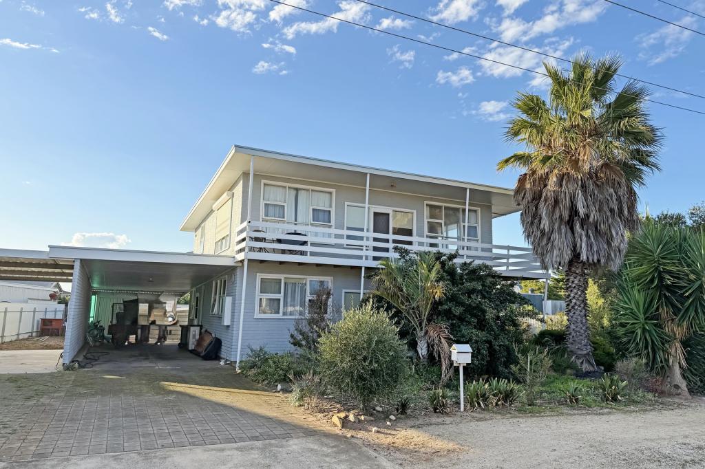 1 Goode Ave, Tumby Bay, SA 5605