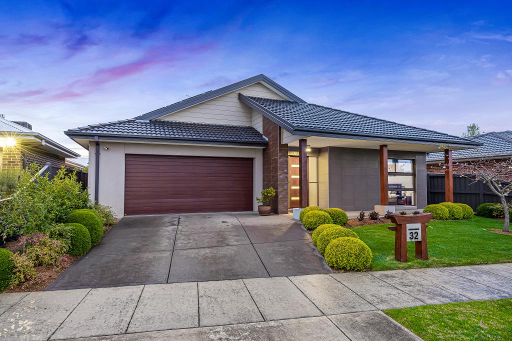 32 Evergreen Dr, Alfredton, VIC 3350