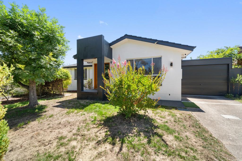 84 Lee-Steere Cres, Kambah, ACT 2902