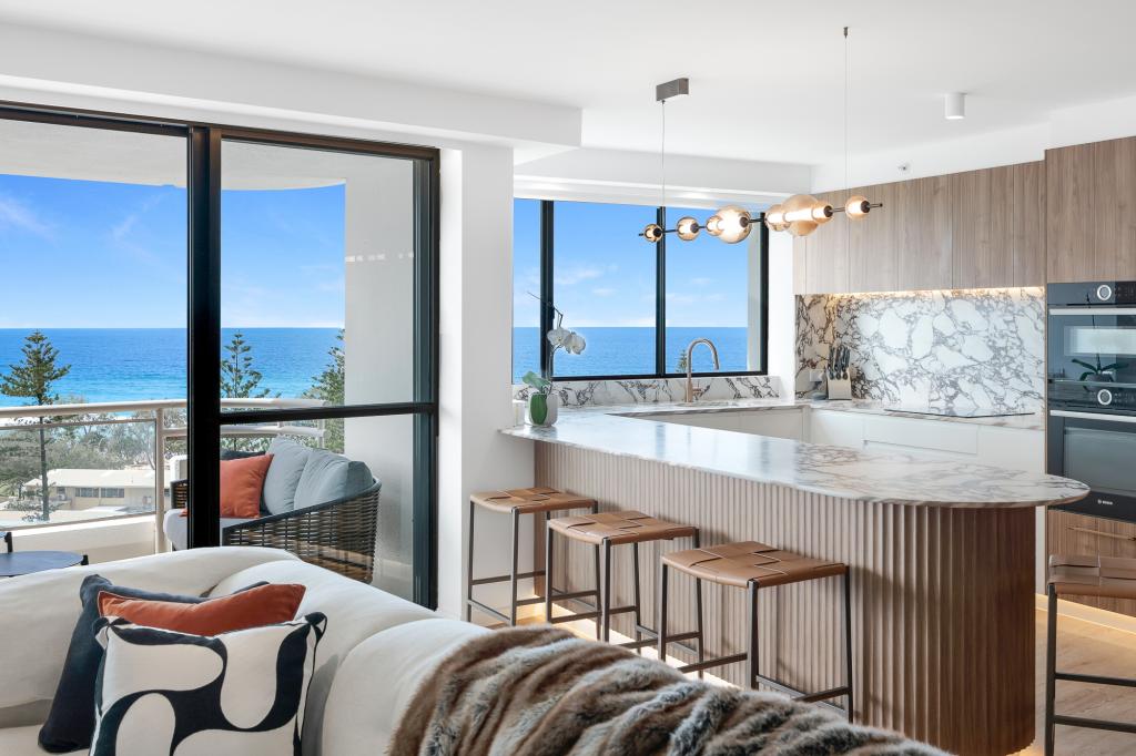 36/3 CUNNINGHAM AVE, MAIN BEACH, QLD 4217