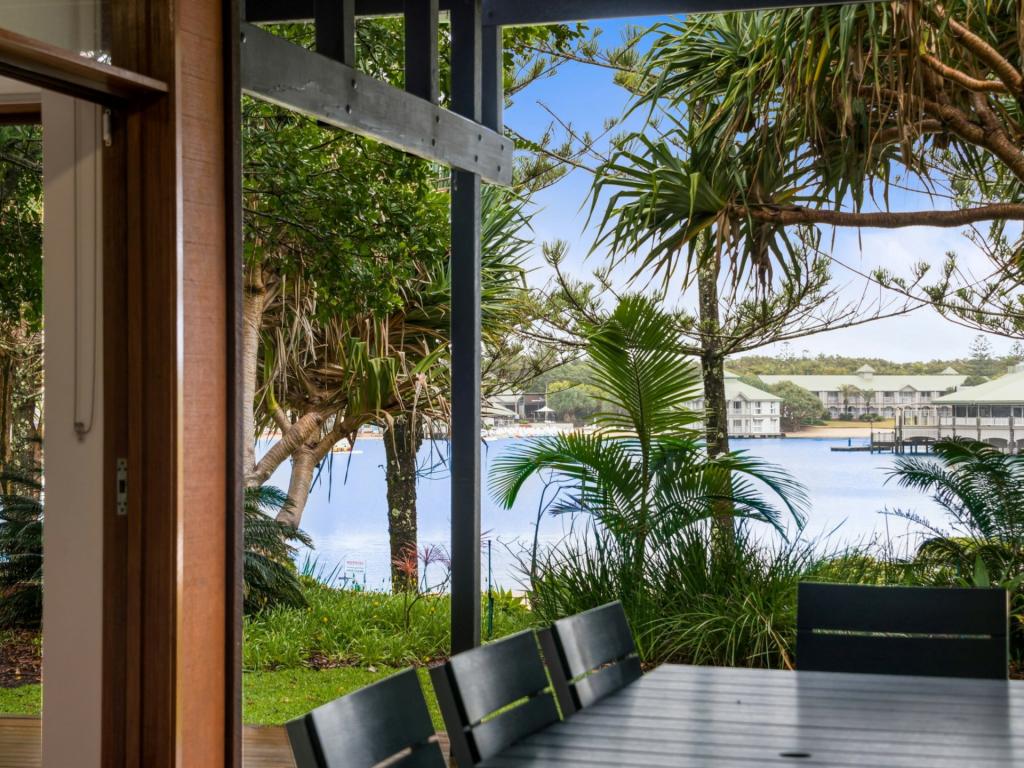 56/80 North Shore Rd, Twin Waters, QLD 4564
