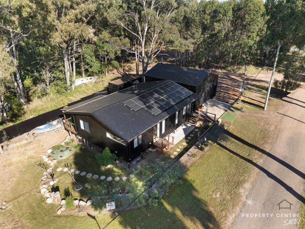 2 Victoria Ave, Russell Island, QLD 4184