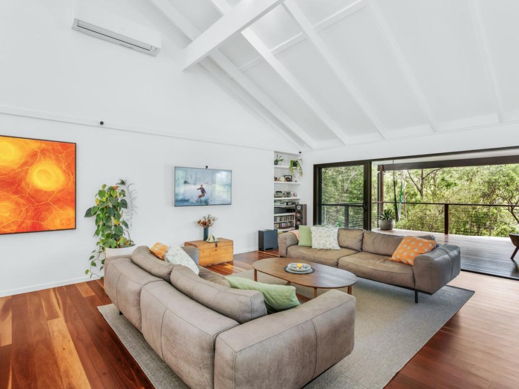 31 Saunders Dr, Bonogin, QLD 4213