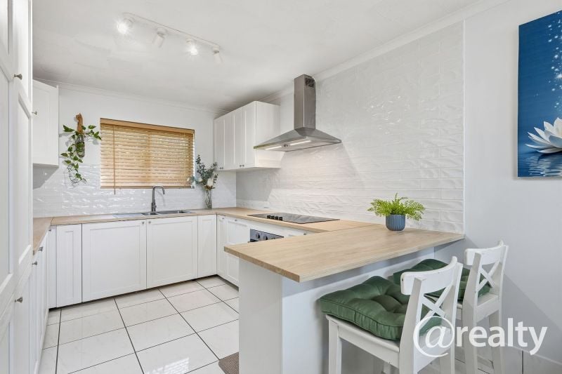 1/486 Oxley Ave, Redcliffe, QLD 4020