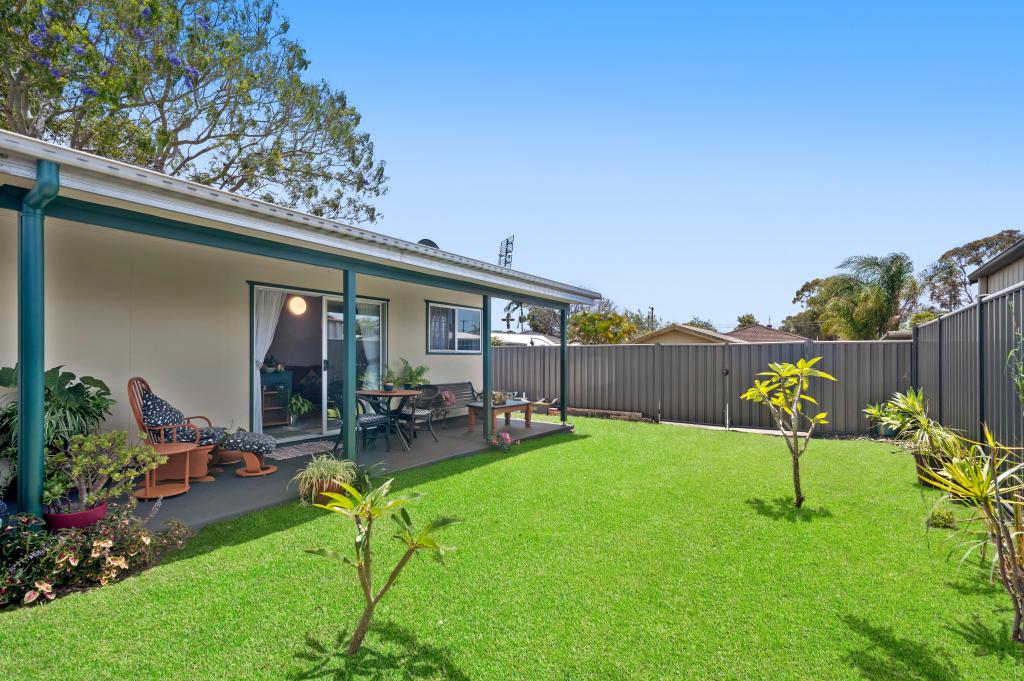 35 Mackenzie Ave, Woy Woy, NSW 2256