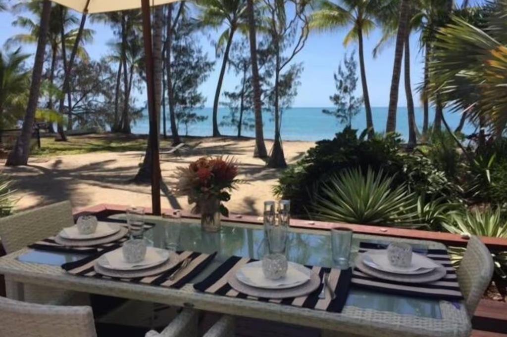 19 Oak St, Oak Beach, QLD 4877
