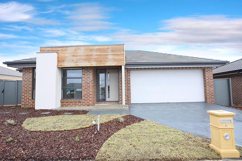 8 Bickley St, Harkness, VIC 3337