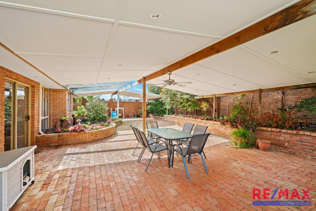 24 Broadbent Loop, Leeming, WA 6149