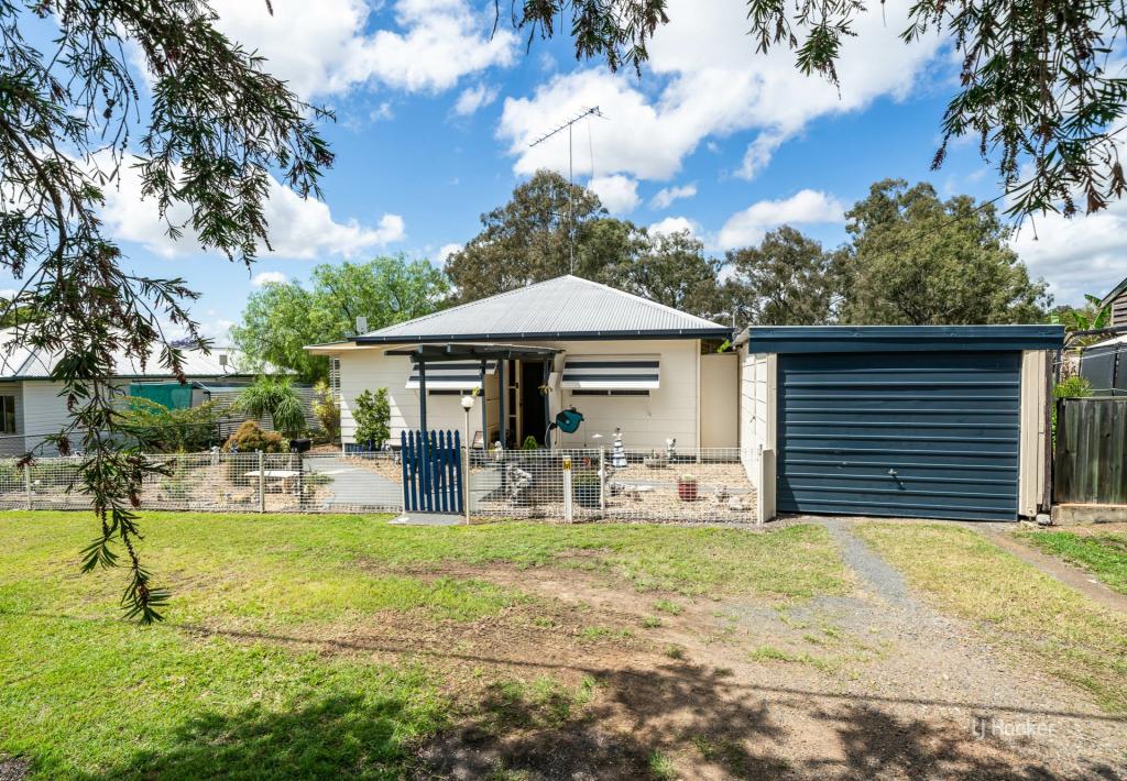 42 Eskdale Rd, Toogoolawah, QLD 4313