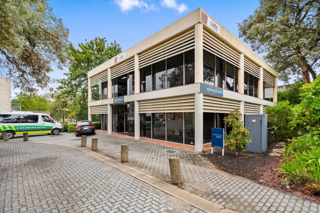 12A THESIGER CT, DEAKIN, ACT 2600