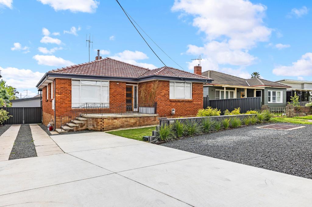 29 Ernest St, Crestwood, NSW 2620