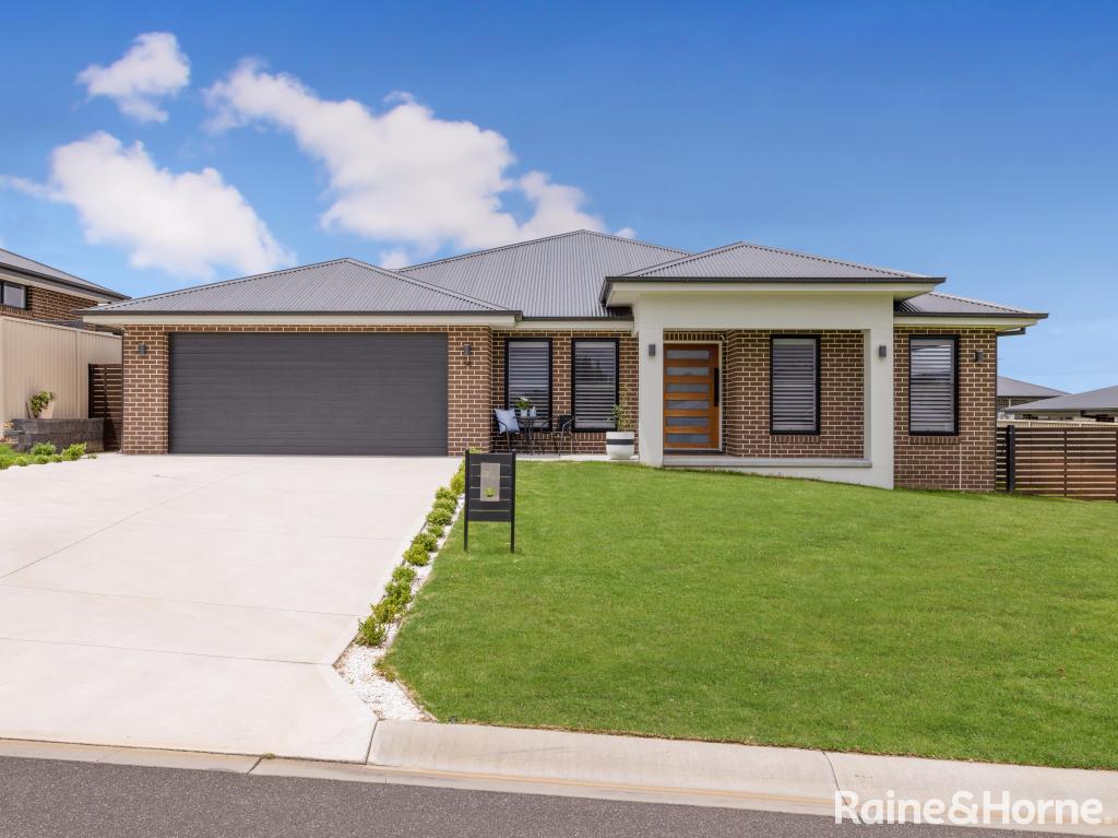 14 Newlands Cres, Kelso, NSW 2795