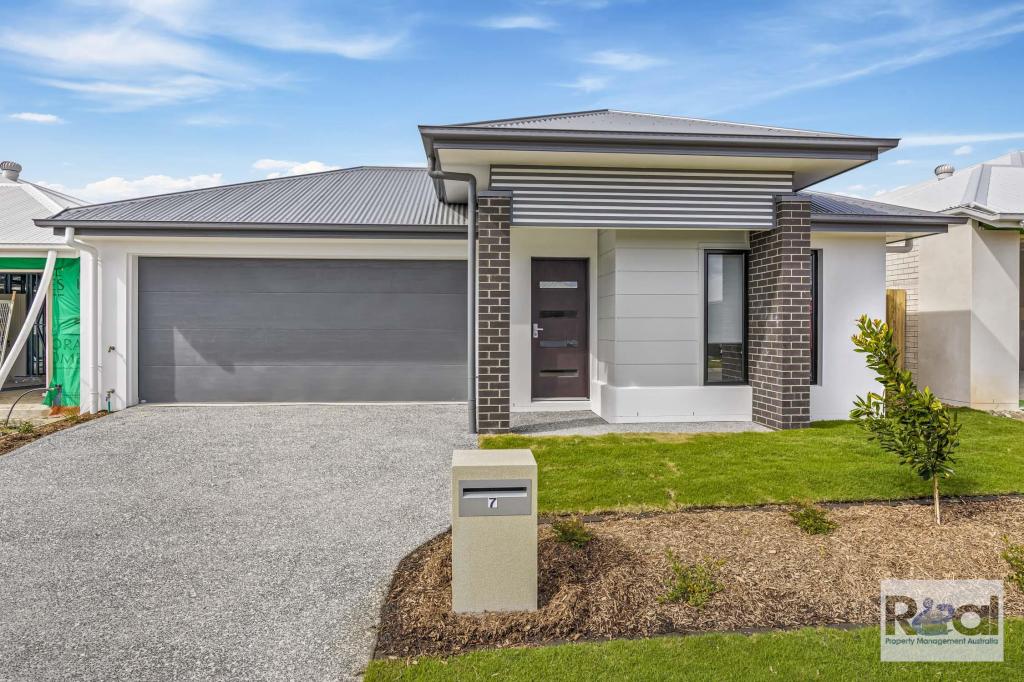 7 Hazell Cct, Victoria Point, QLD 4165