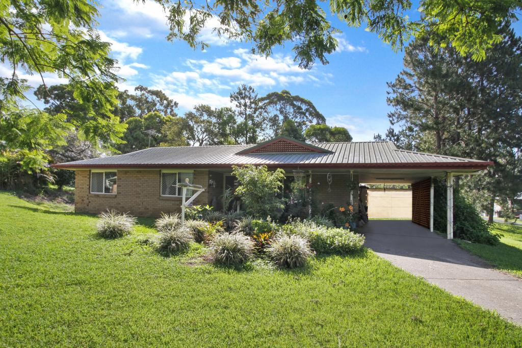 15 Lemontree Dr, Macleay Island, QLD 4184